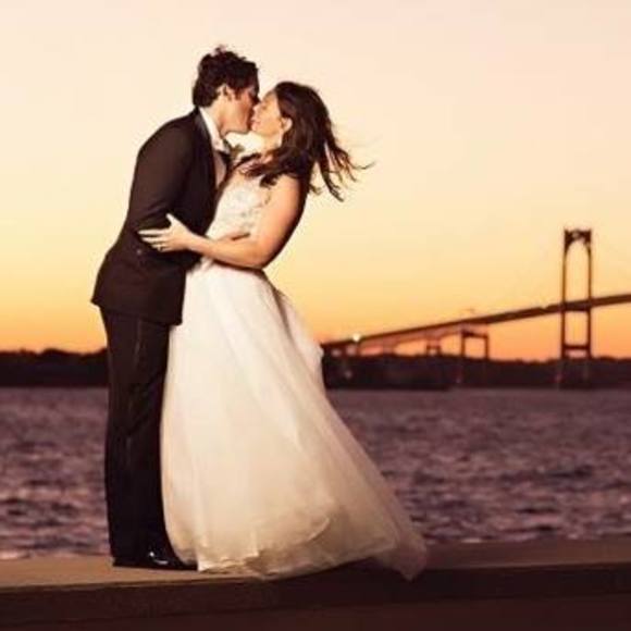 Meet your Posher, Daniella - Picture 1 of 1